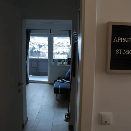 Ausblick Appartements Mit Lungaucard Maison d'hôtes *